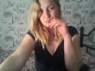 Live sex webcam photo for CladkayaBylos #231511004