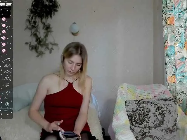 Live sex webcam photo for ClairSam #275726674