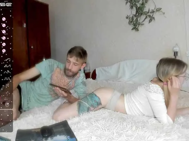 Live sex webcam photo for ClairSam #276050522