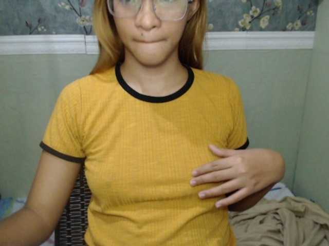 Live sex webcam photo for Clairepinay18 #276217084