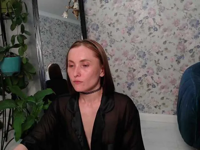 Live sex webcam photo for ClaraBendover #274660078