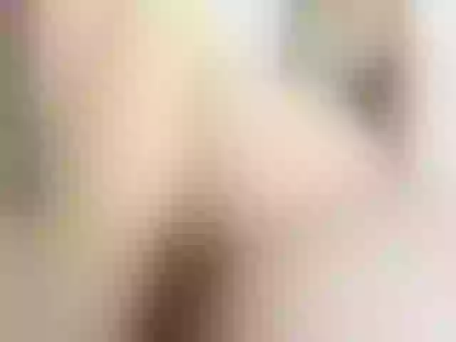 Live sex webcam photo for ClaraDalia #278172739