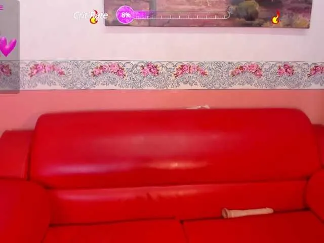 Live sex webcam photo for ClaraMills #276875275