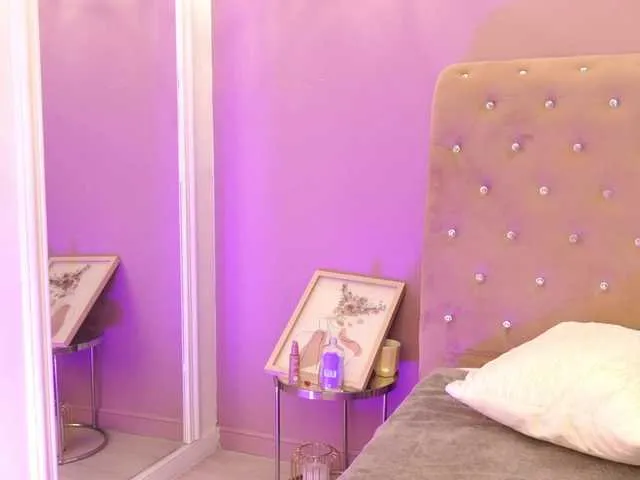 Live sex webcam photo for ClaraPasssion #292299981