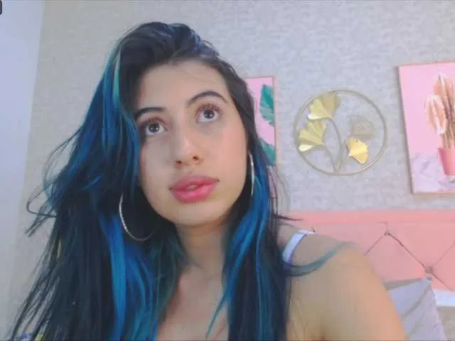 Live sex webcam photo for ClareMin #275438998