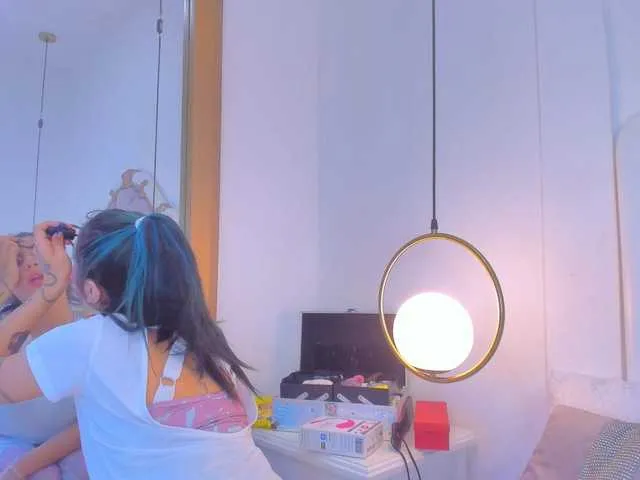 Live sex webcam photo for ClareMin #275498932