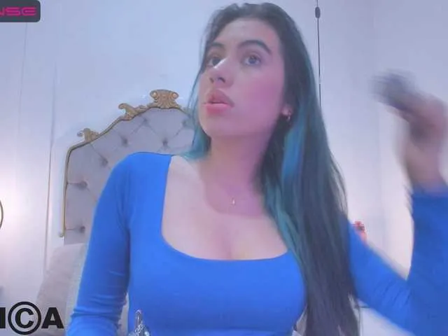 Live sex webcam photo for ClareMin #275690327