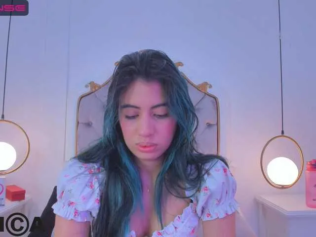 Live sex webcam photo for ClareMin #275698358