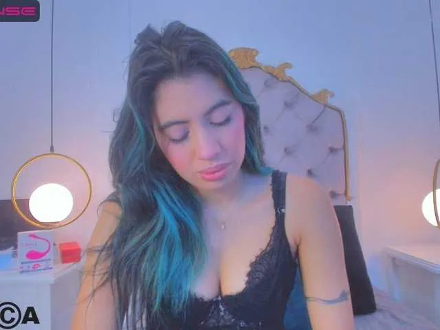 Live sex webcam photo for ClareMin #275740665