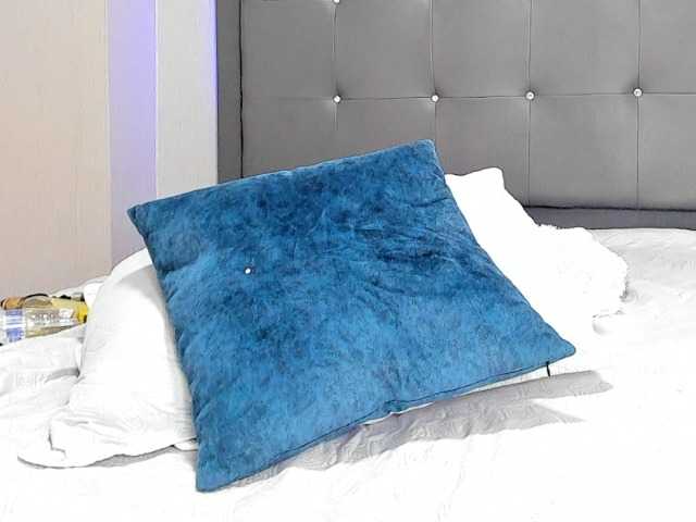 Live sex webcam photo for Clari-Gil #276264857