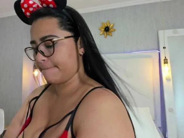 Live sex webcam photo for Clari-Gil #277043097