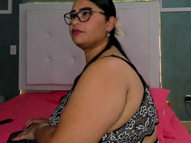 Live sex webcam photo for Clari-Gil #277605009