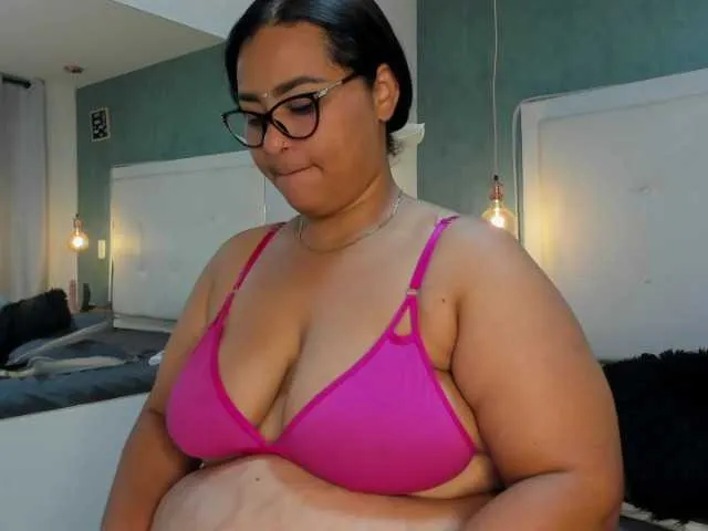 Live sex webcam photo for Clari-Gil #277700573