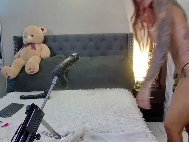 Live sex webcam photo for Claritababe #276171488
