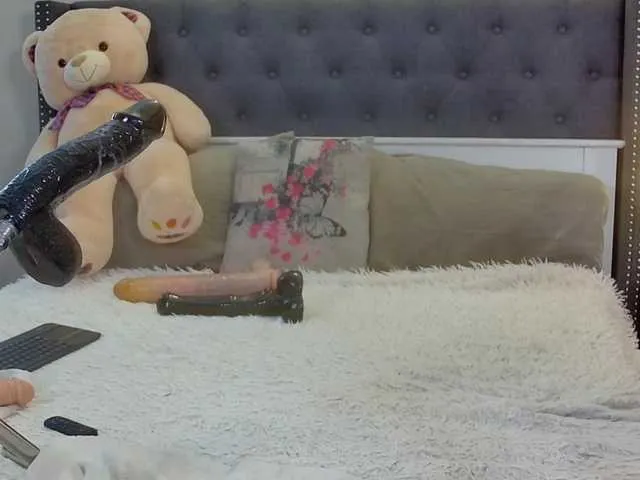 Live sex webcam photo for Claritababe #276256355