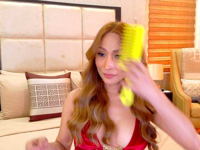 Live sex webcam photo for ClassyElegant #290737458