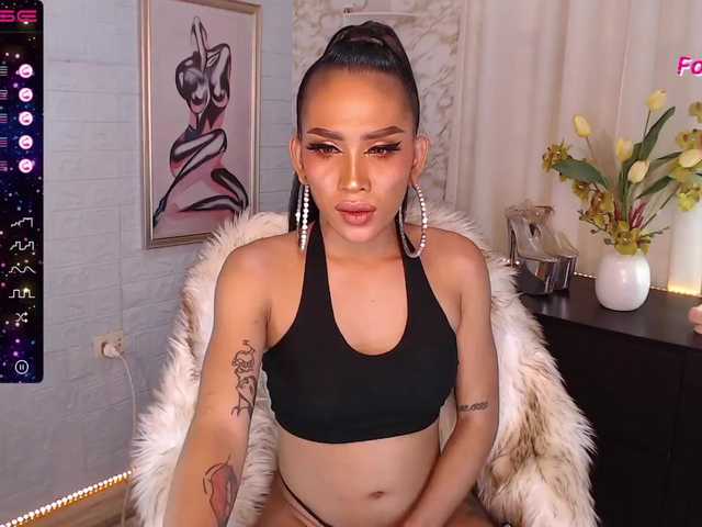 Live sex webcam photo for ClassyEllice #288040530