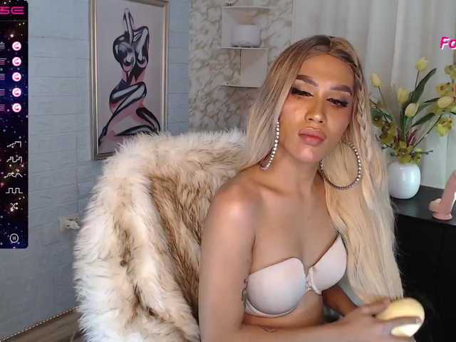 Live sex webcam photo for ClassyEllice #288040531