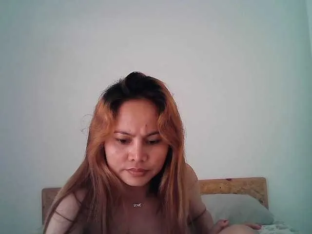 Live sex webcam photo for ClassyGirl42 #276525487