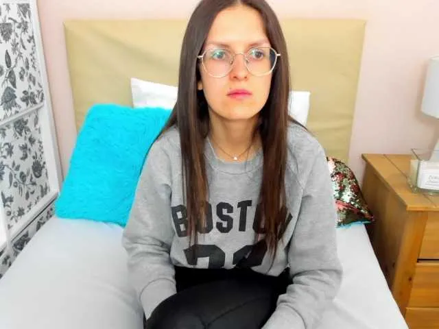 Live sex webcam photo for ClaudiaFunny #273578463