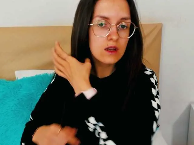 Live sex webcam photo for ClaudiaFunny #273709416