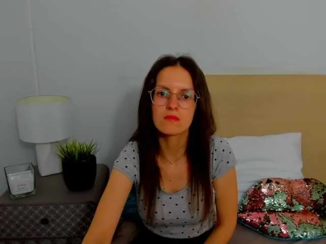 Live sex webcam photo for ClaudiaFunny #273766879