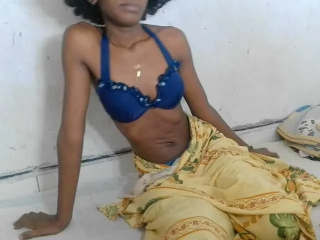Live sex webcam photo for Claudiaah #294114271