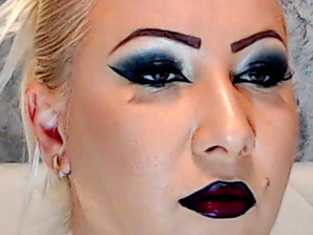 Live sex webcam photo for ClaudieTaylon #290915764