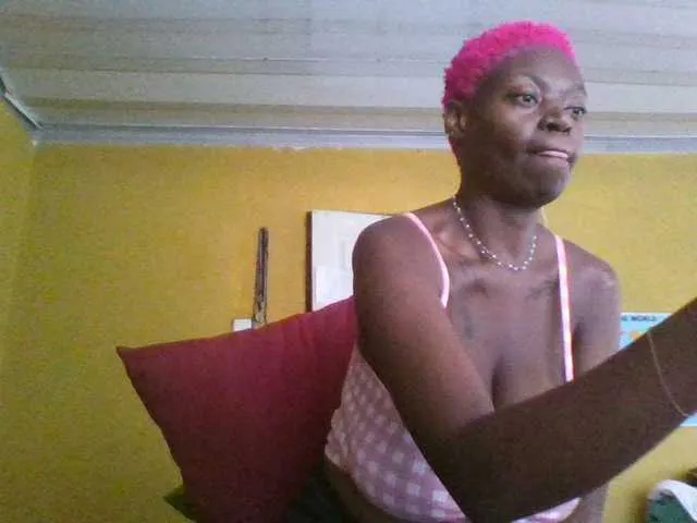 Live sex webcam photo for CleavageKING #290458593