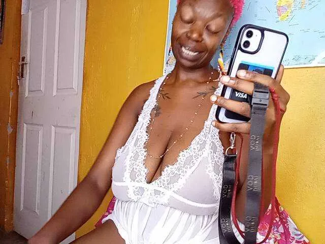 Live sex webcam photo for CleavageKING #290652621