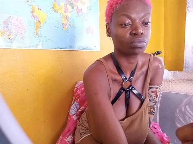 Live sex webcam photo for CleavageKING #290675941