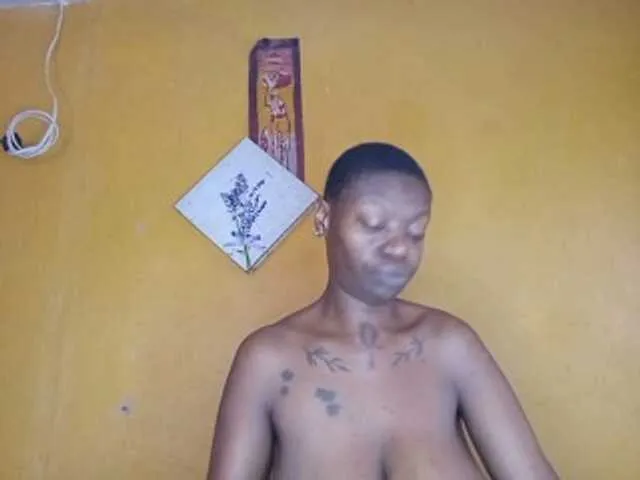 Live sex webcam photo for CleavageKING #291830618