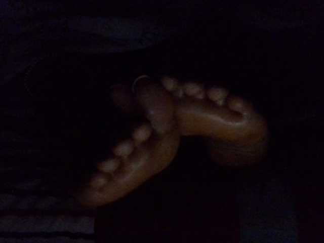 Live sex webcam photo for ClitQueen #275993882