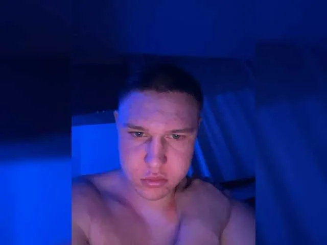 Live sex webcam photo for Clixx4 #276755300