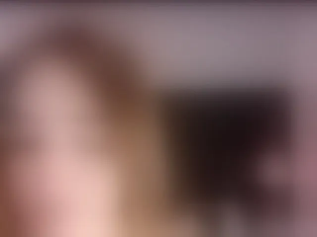 Live sex webcam photo for CloeBonet #292684592