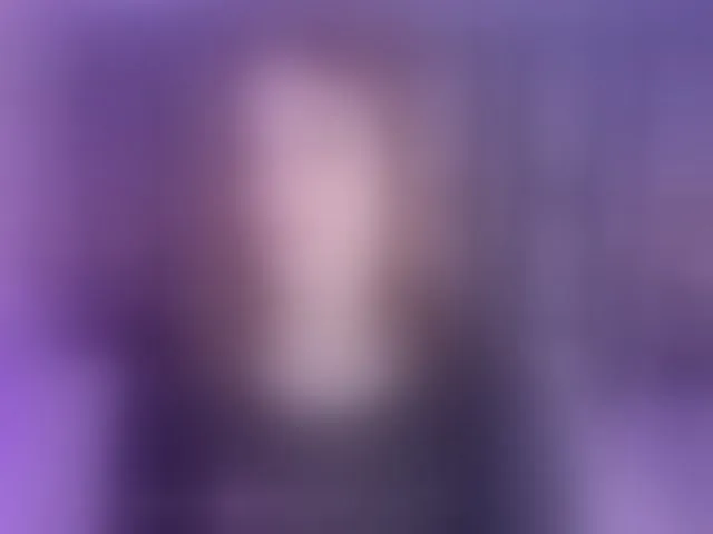 Live sex webcam photo for CloeBonet #293430159