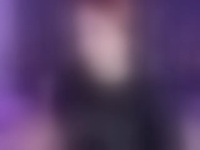 Live sex webcam photo for CloeBonet #293709986