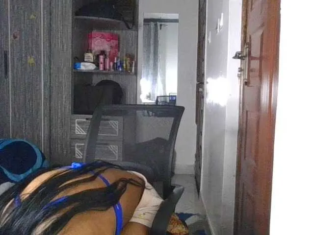 Live sex webcam photo for CloeMae #291894440