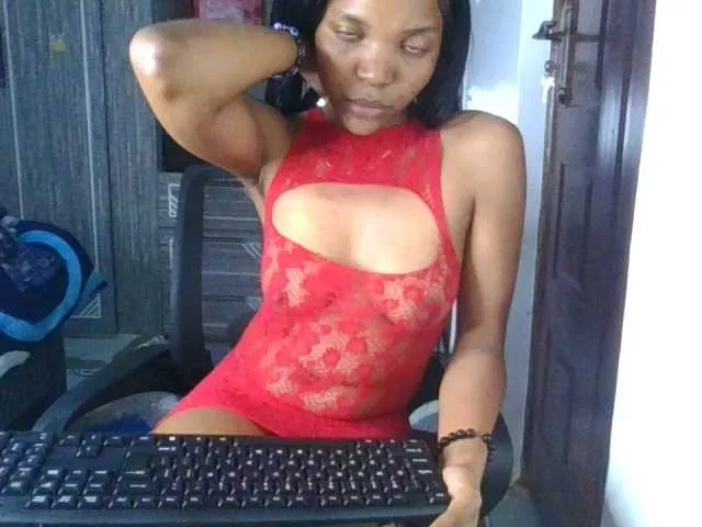Live sex webcam photo for CloeMae #291918763