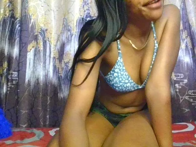 Live sex webcam photo for CloeMae #292080903