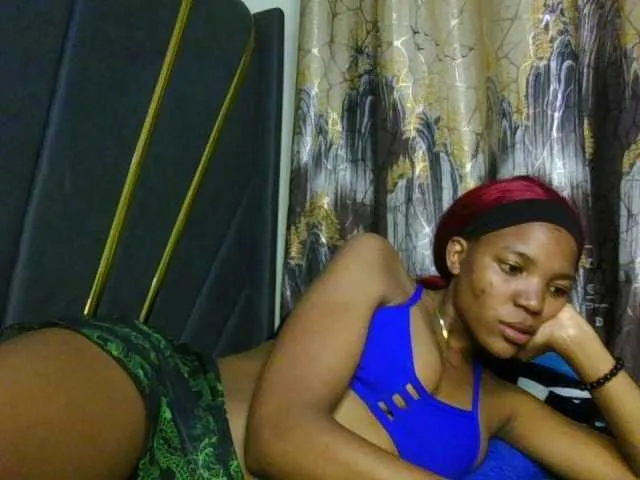 Live sex webcam photo for CloeMae #292165641