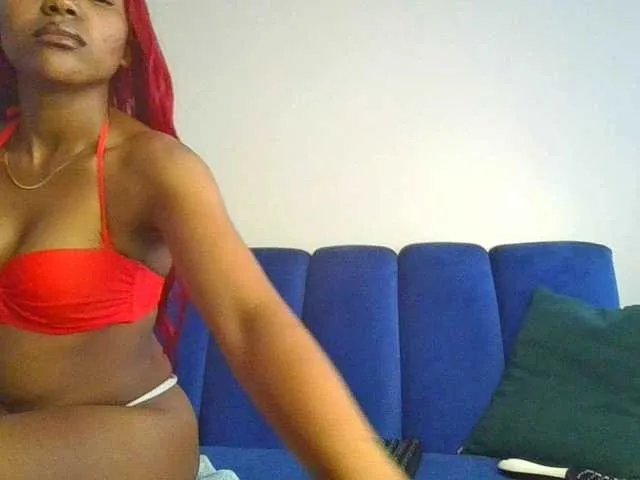 Live sex webcam photo for CloeMae #292499045