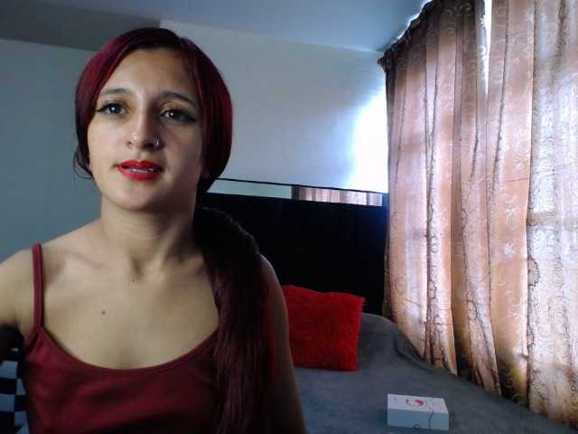 Live sex webcam photo for Cloehot03 #272792928