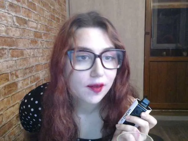 Live sex webcam photo for Cloisstress #277550132