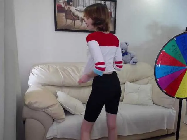 Live sex webcam photo for CloudlessMood #274614366