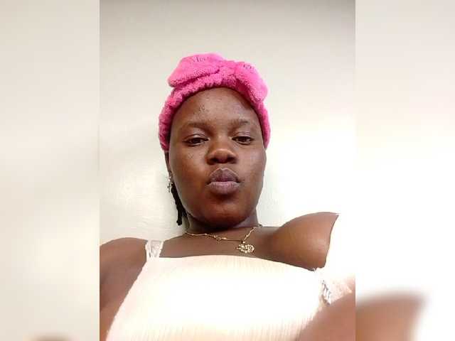 Live sex webcam photo for Clurcky #277402180