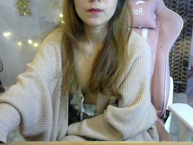 Live sex webcam photo for ClusmsyGirl #272388958