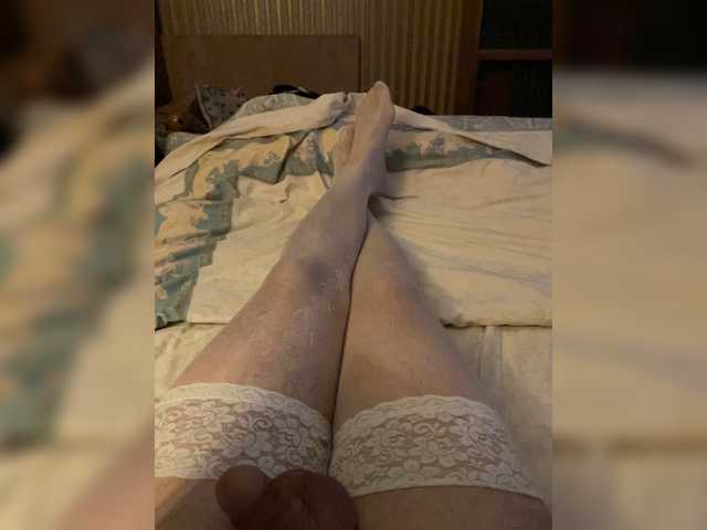 Live sex webcam photo for Cocknsmile #273780220