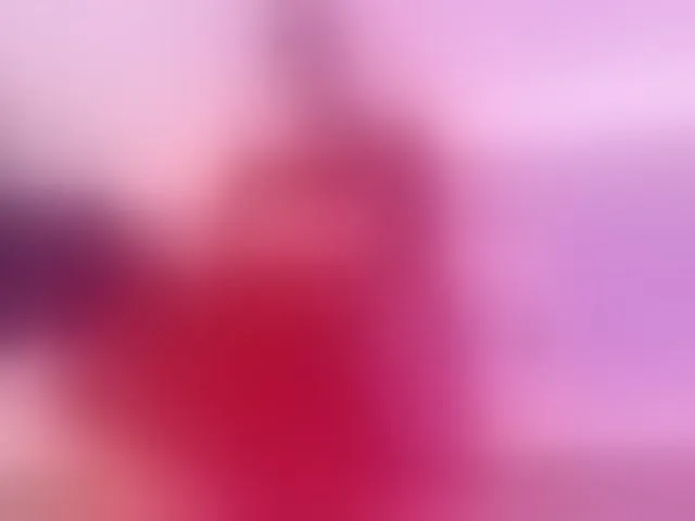 Live sex webcam photo for Coco-balenciaga #291940540