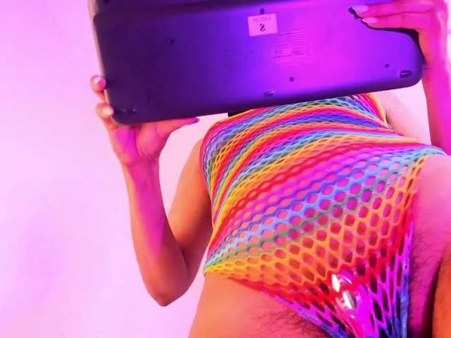 Live sex webcam photo for Coco-balenciaga #292230517